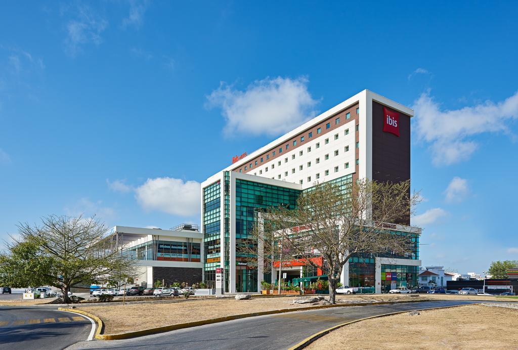 Ibis Cancun Centro Eksteriør billede