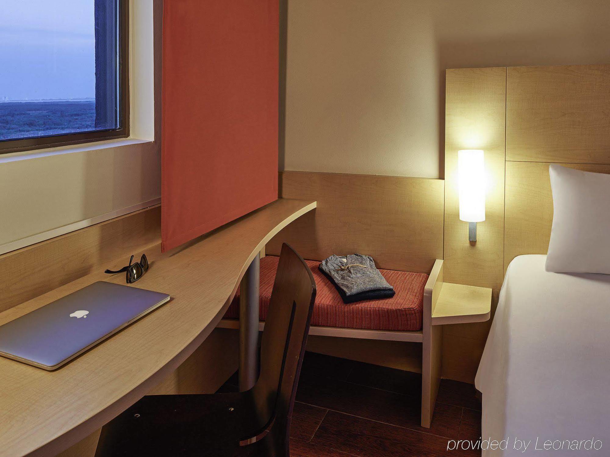 Ibis Cancun Centro Eksteriør billede